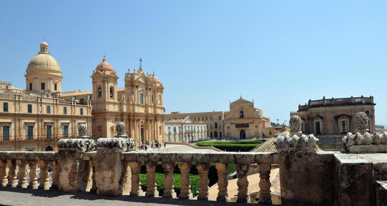Casa Vacanze La Collinetta Lavanda Villa Noto Exterior foto